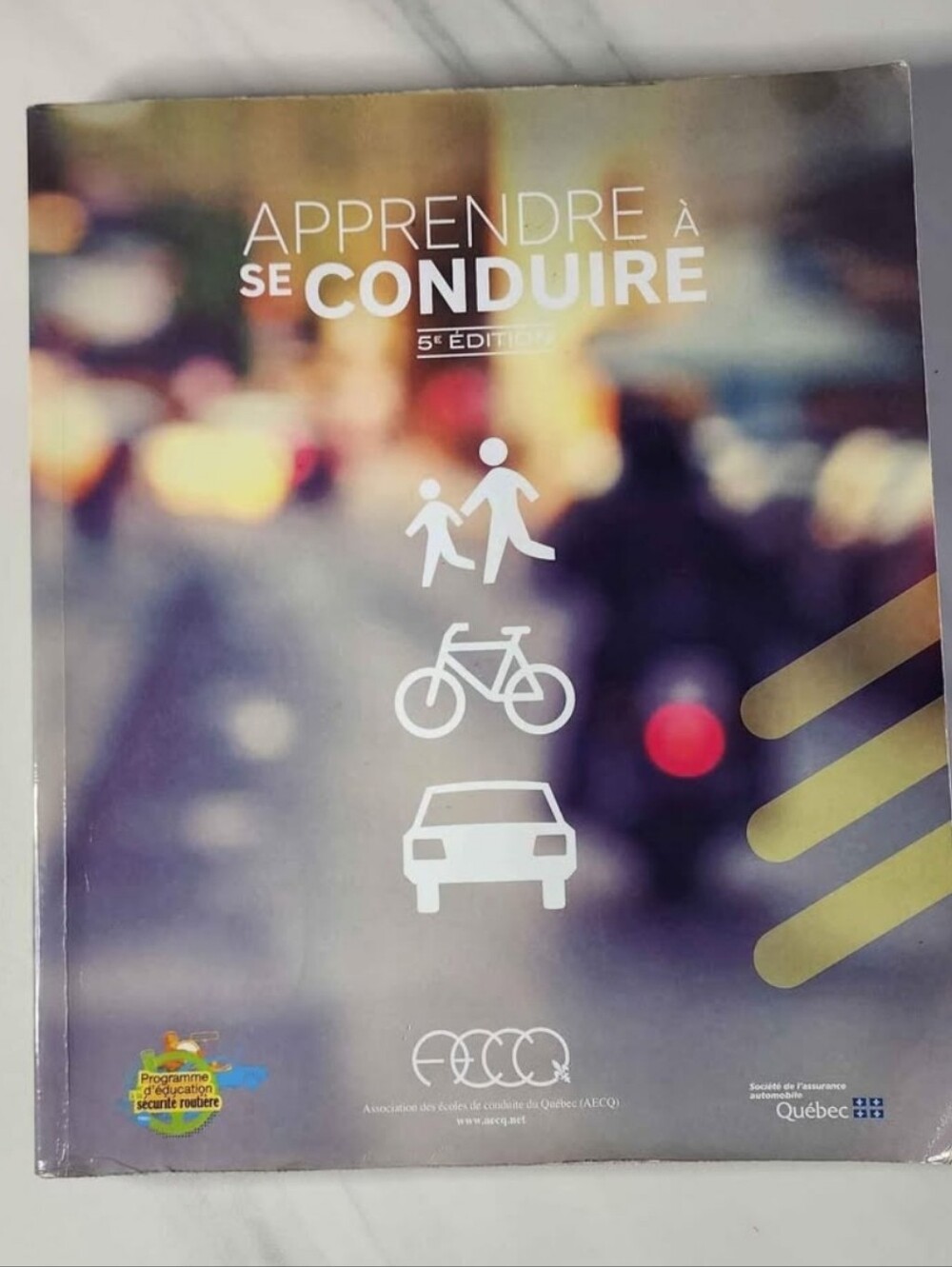 Apprendre à se Conduire - 5e Édition French Driving Guide Gray (Used)
